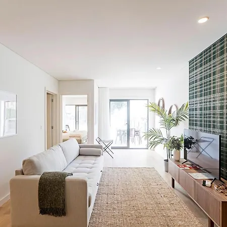 Paraiso -1b W/ Ac & Patio By Lovelystay * Porto